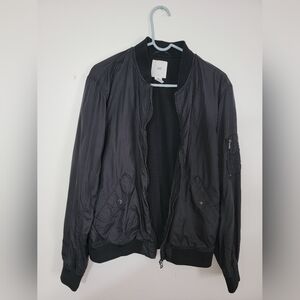 H&M mens black windbreaker jacket